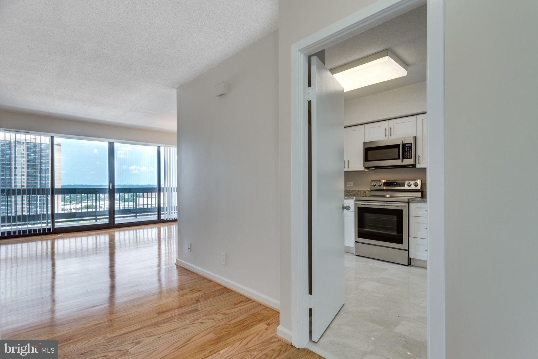 SKYLINE SQUARE CONDO - Residential Lease