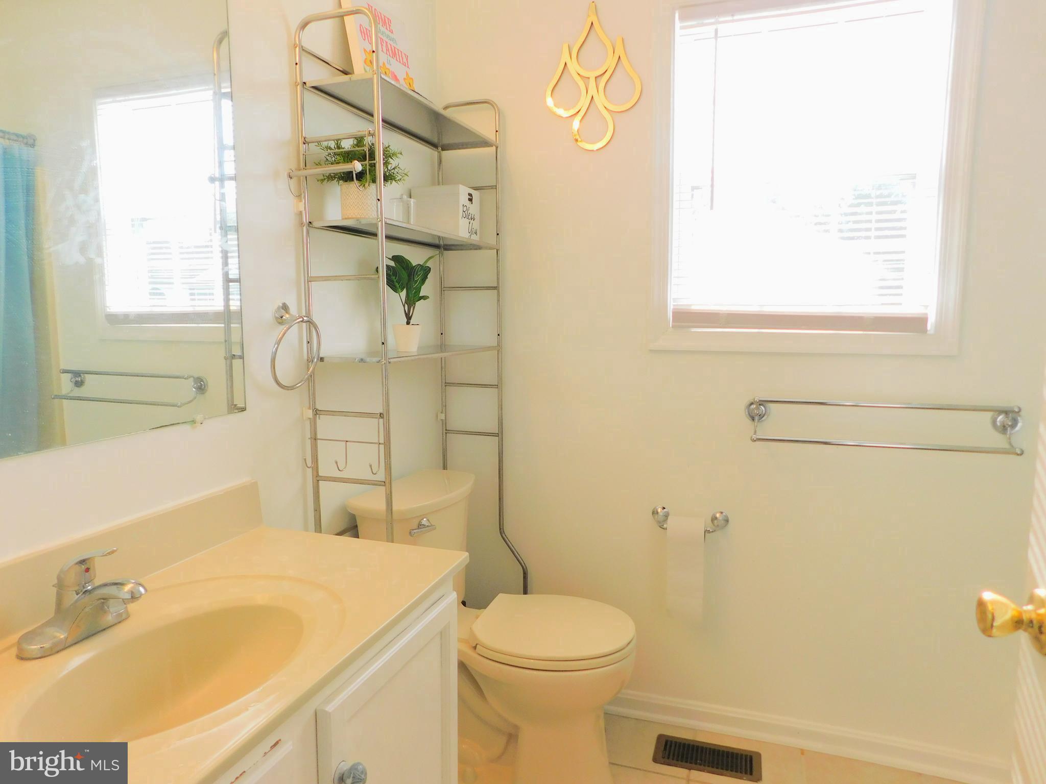 MEADOWBROOK - Residential