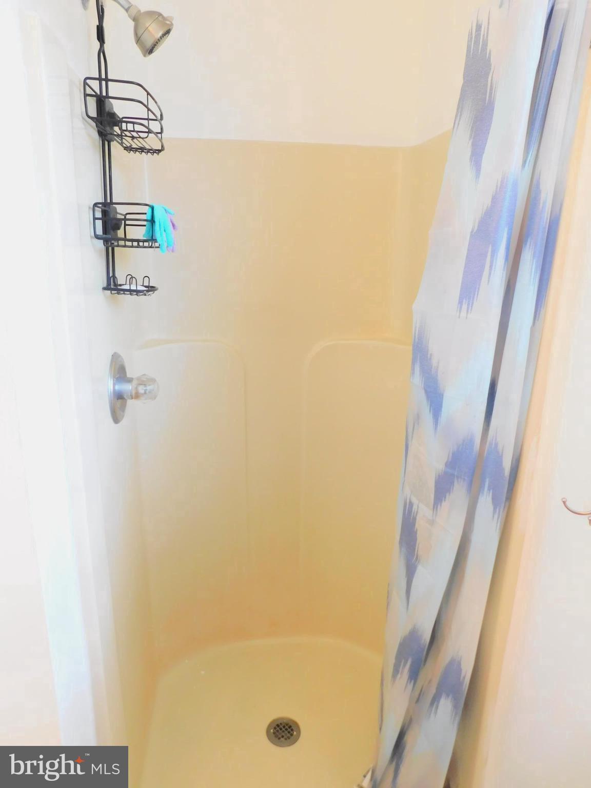 MEADOWBROOK - Residential