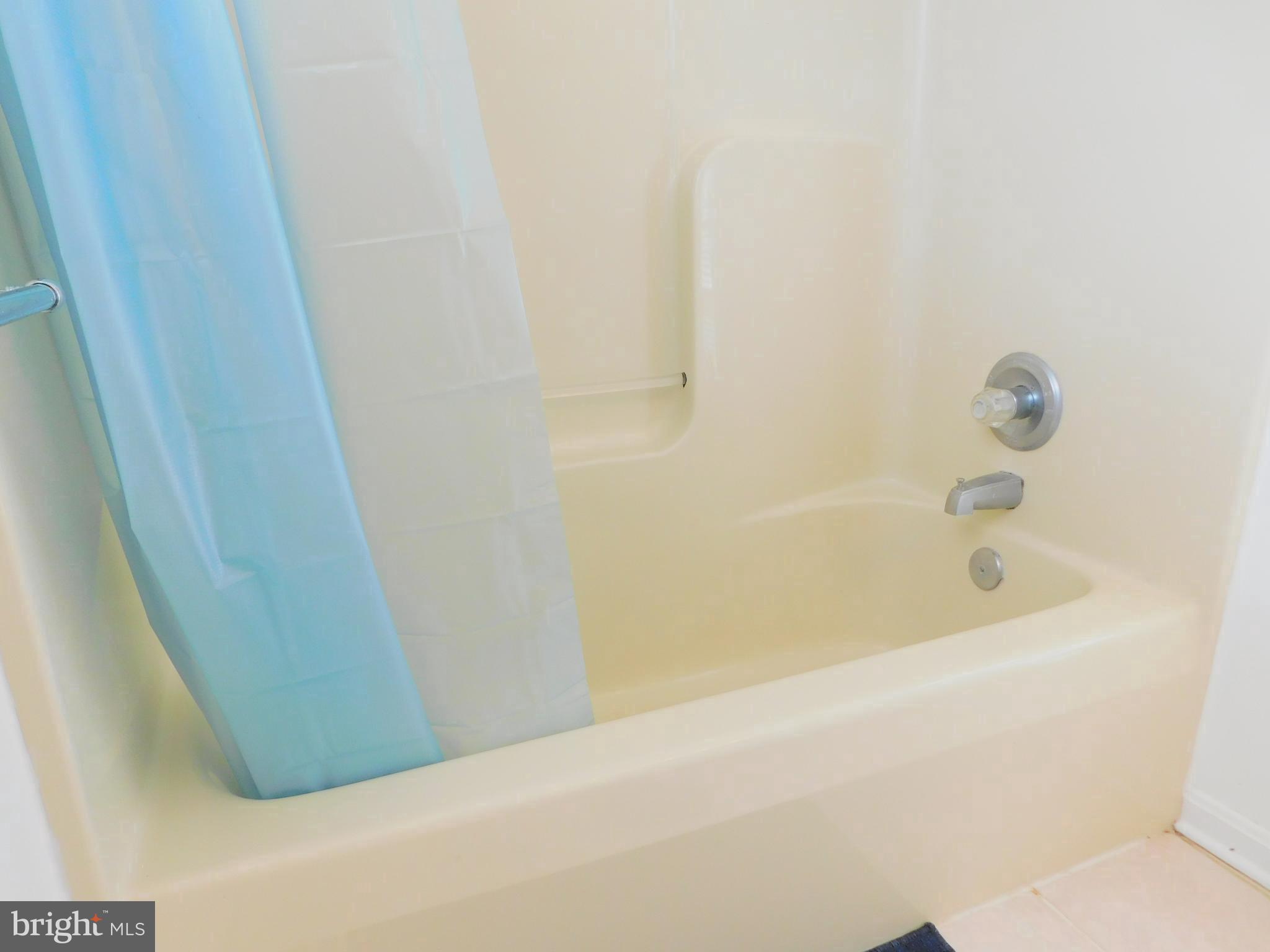 MEADOWBROOK - Residential