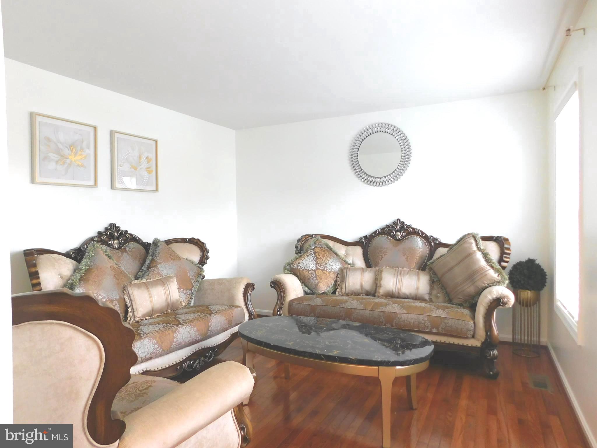 MEADOWBROOK - Residential