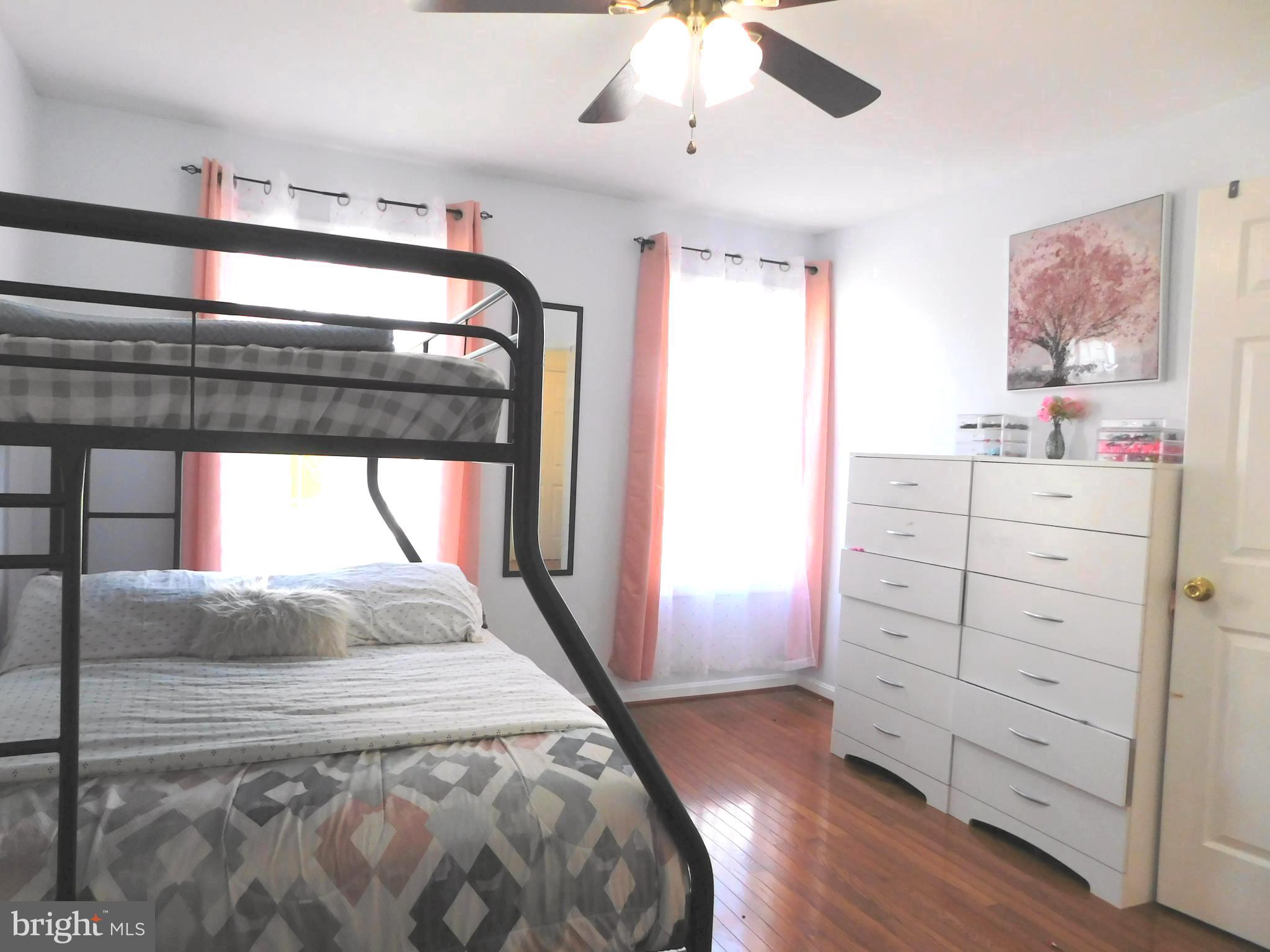 MEADOWBROOK - Residential