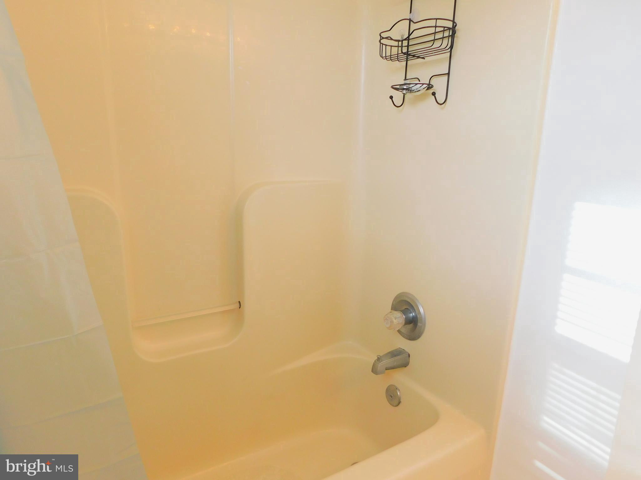 MEADOWBROOK - Residential