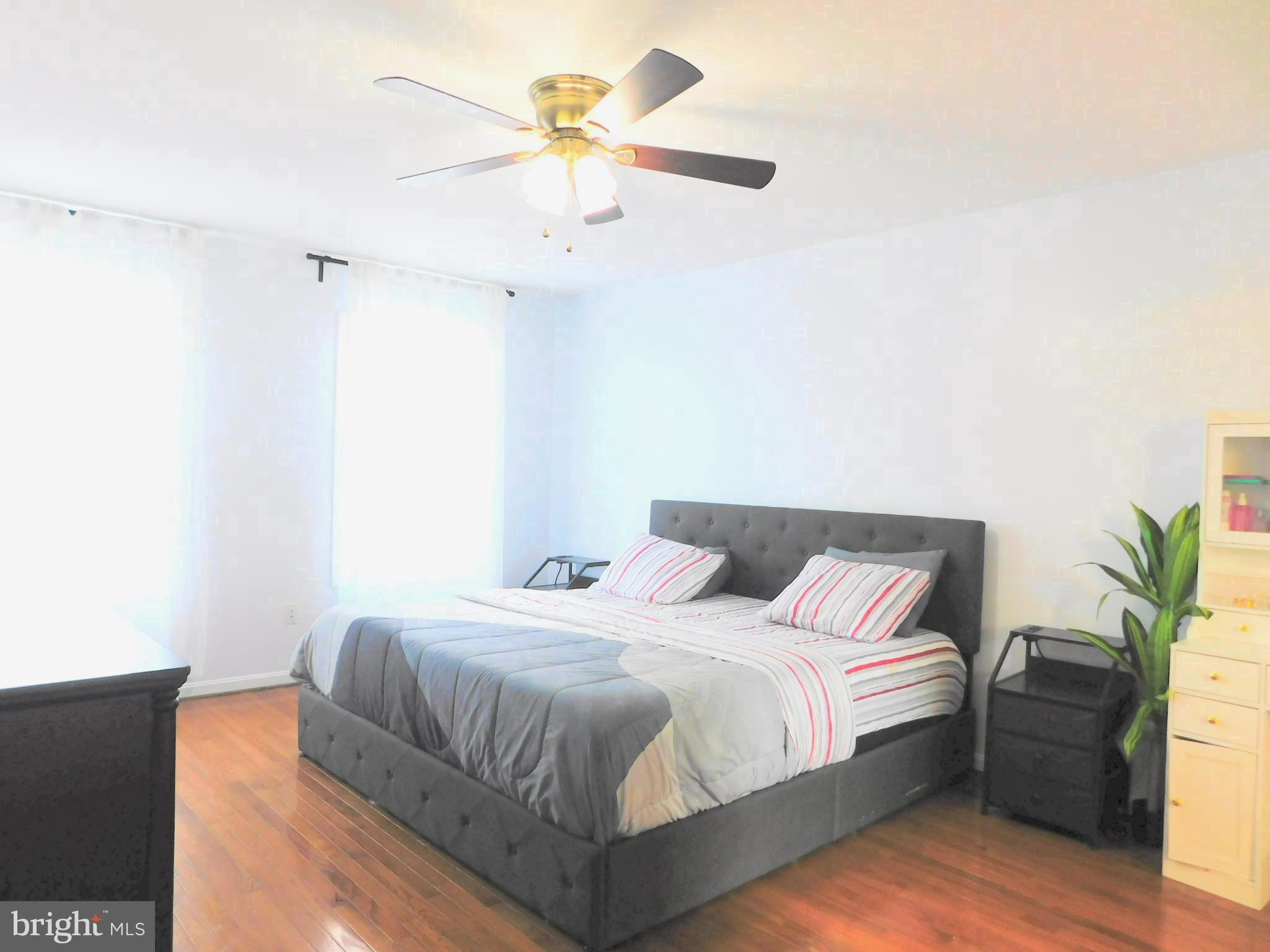 MEADOWBROOK - Residential