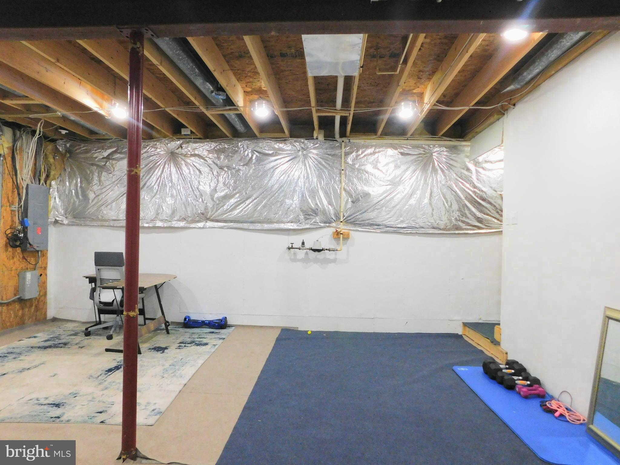 MEADOWBROOK - Residential