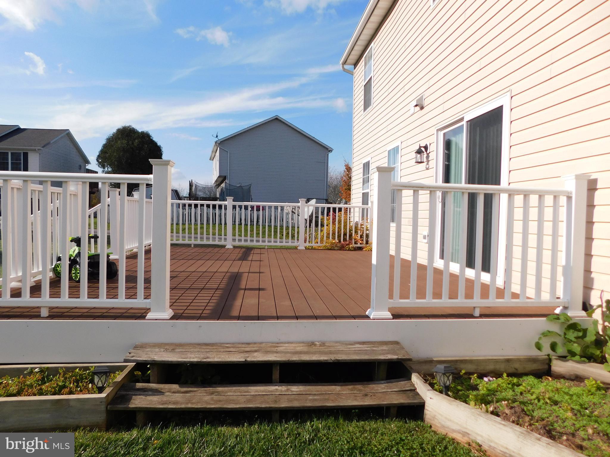 MEADOWBROOK - Residential