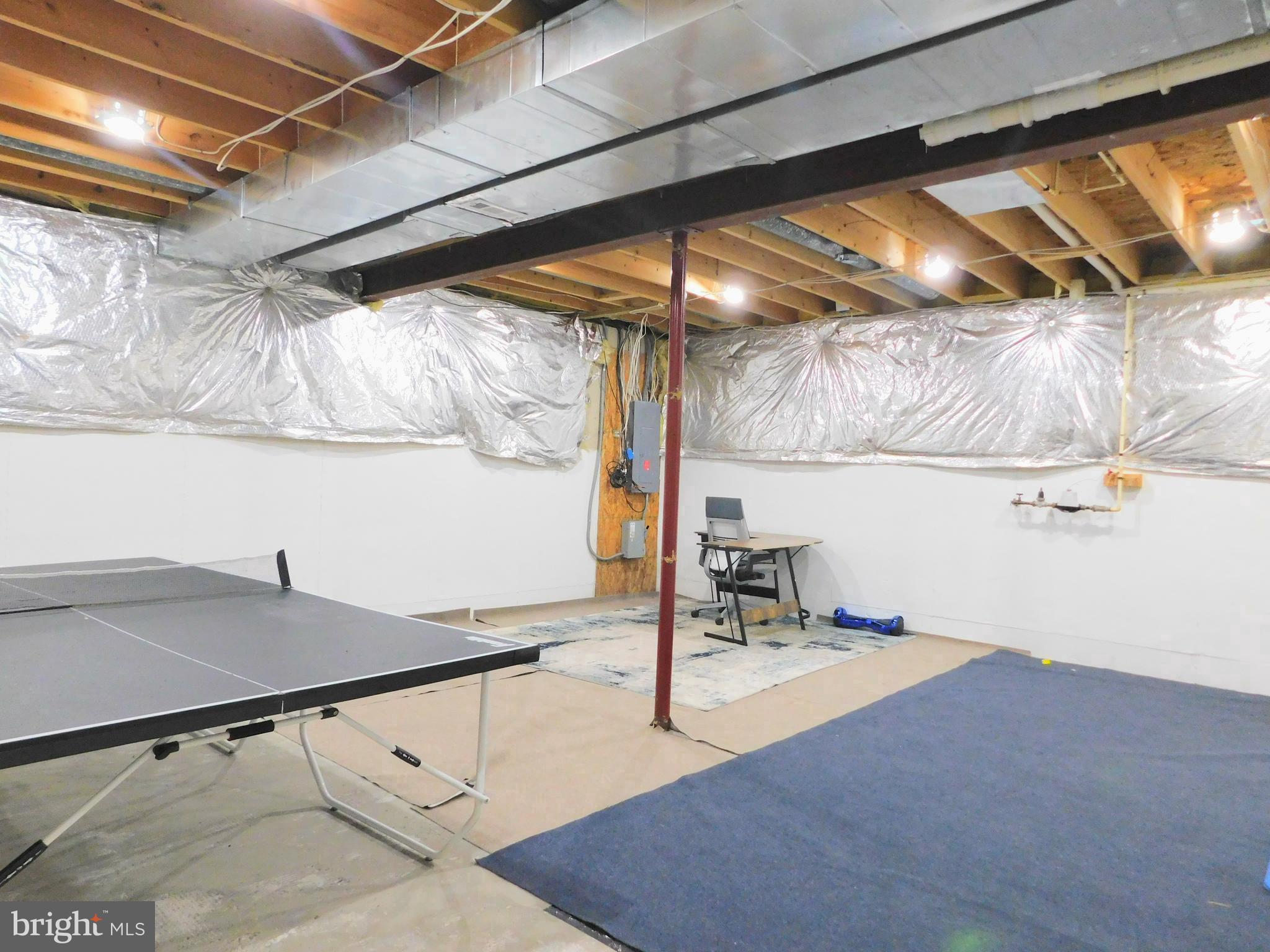 MEADOWBROOK - Residential