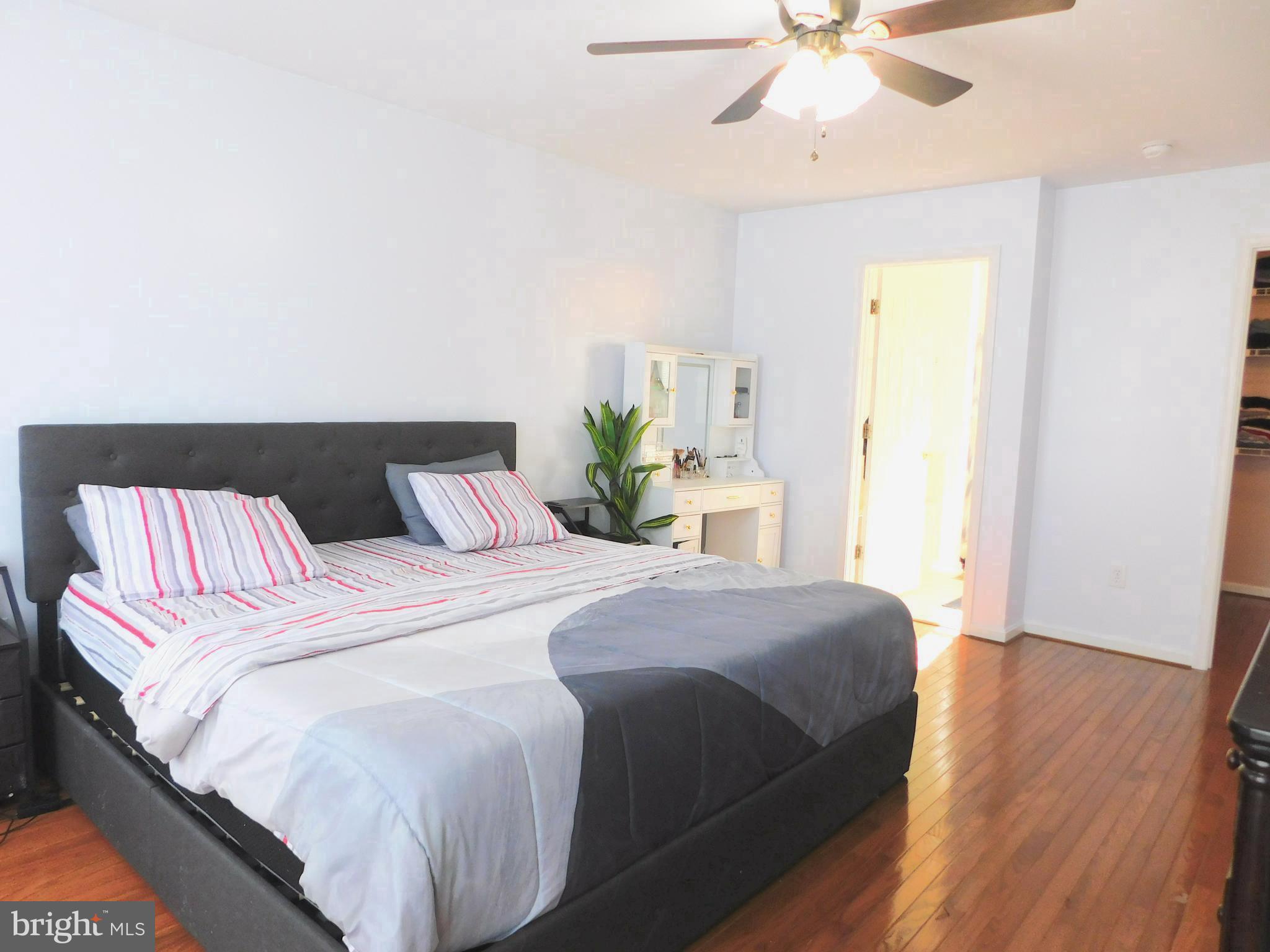 MEADOWBROOK - Residential