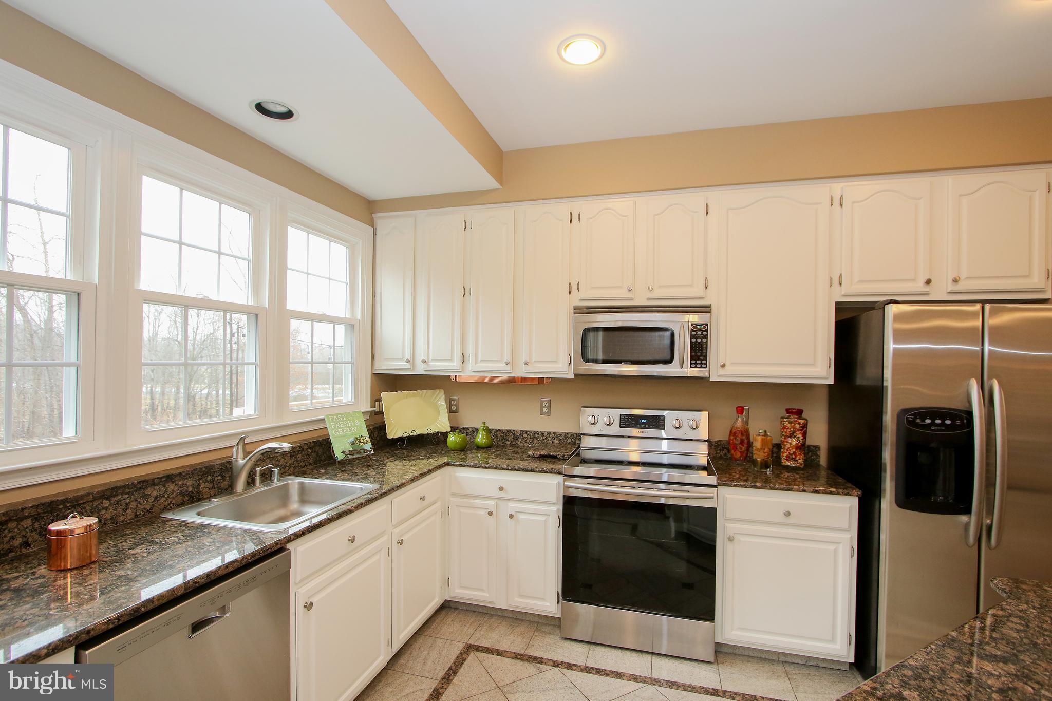 POTOMAC LAKES - Residential