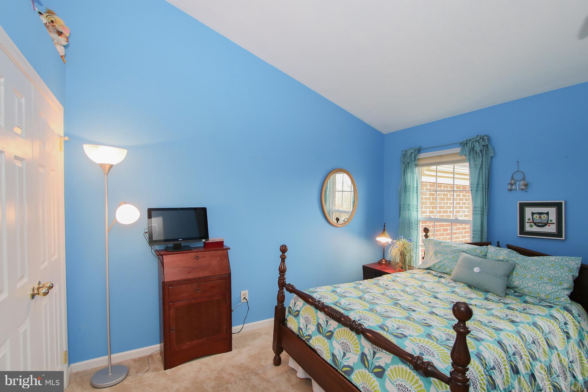 POTOMAC LAKES - Residential