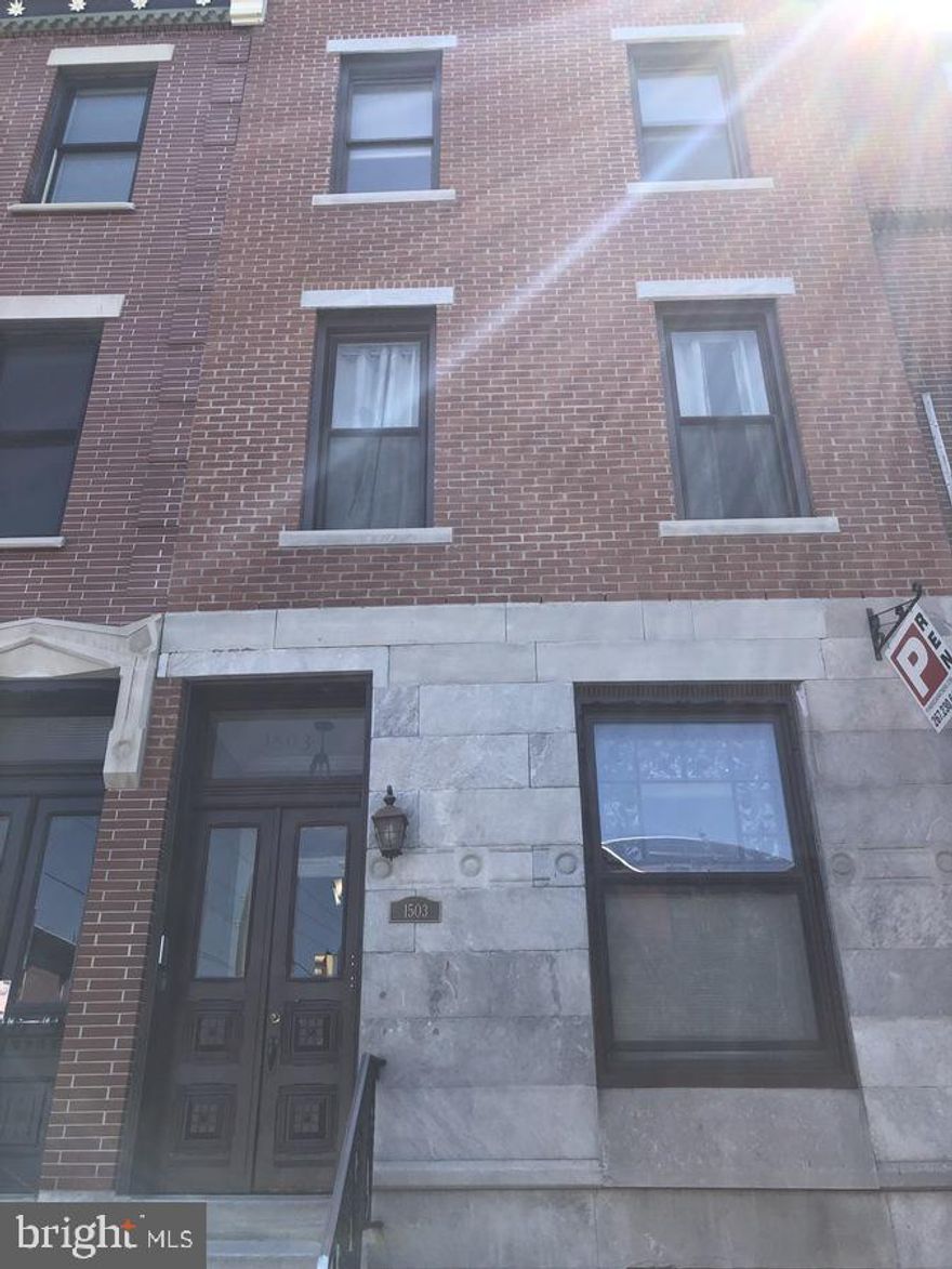 This spacious top floor apartment is located right on Broad Street and seconds away from E. Passyunk. Minutes from all major transportation, restaurants, & shopping! This unit features hard wood floors, high ceilings, gas range, gas heat, all wood cabinets, & so much more! Water is an additional $25/month. W&D is shared and coin-operated