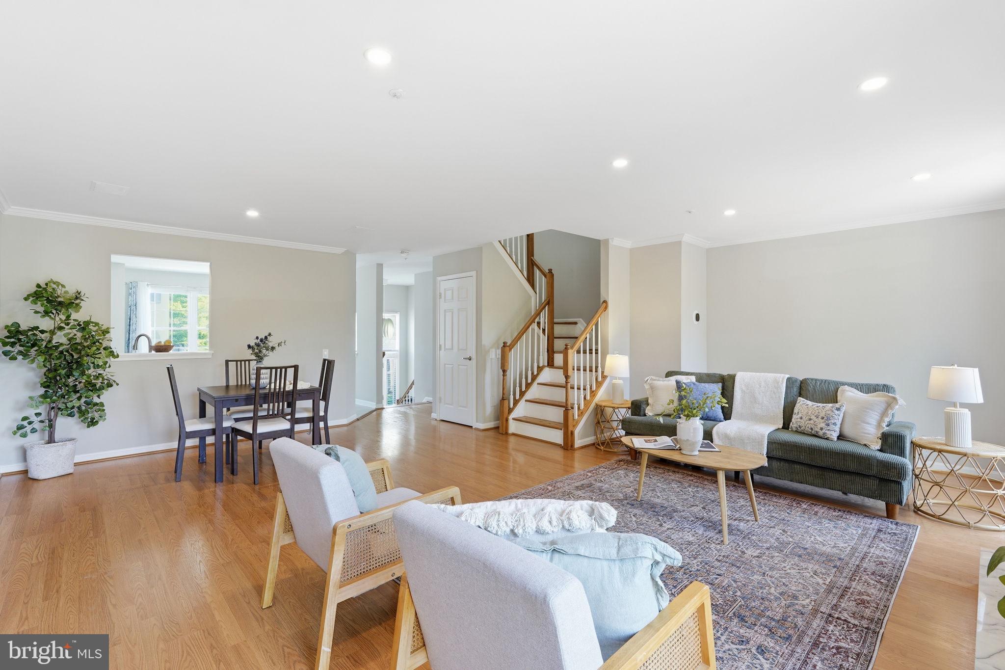 SPRING RIDGE - Residential