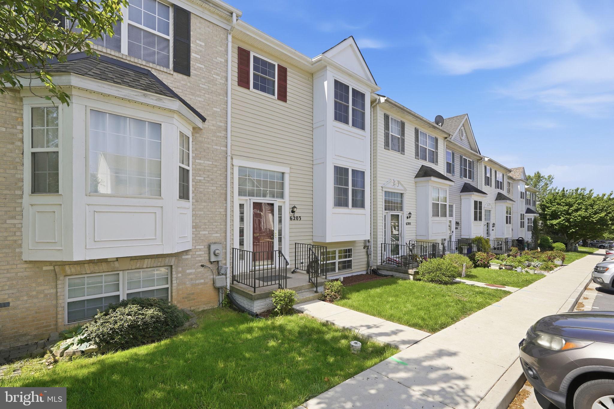 SPRING RIDGE - Residential