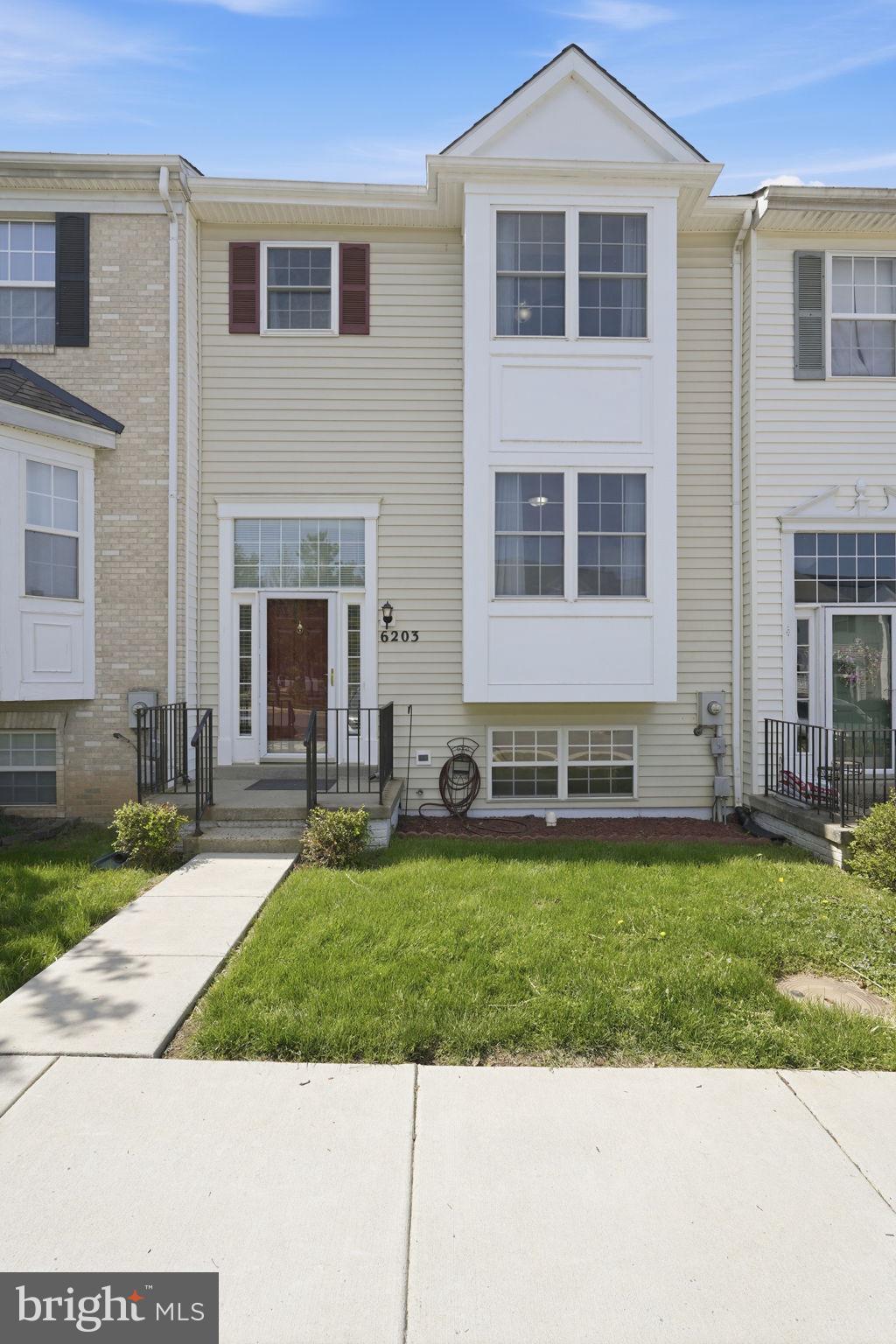 SPRING RIDGE - Residential
