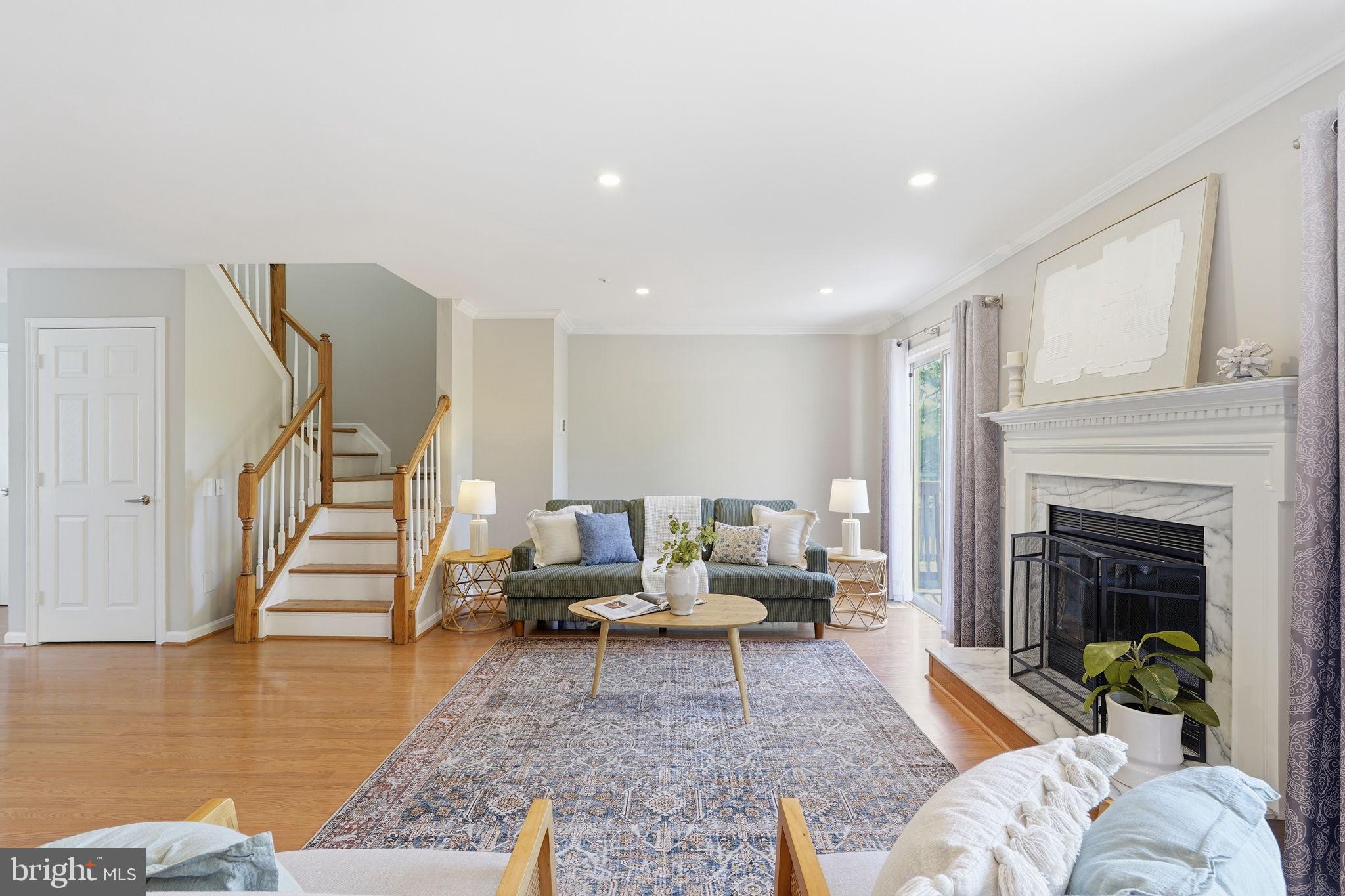 SPRING RIDGE - Residential