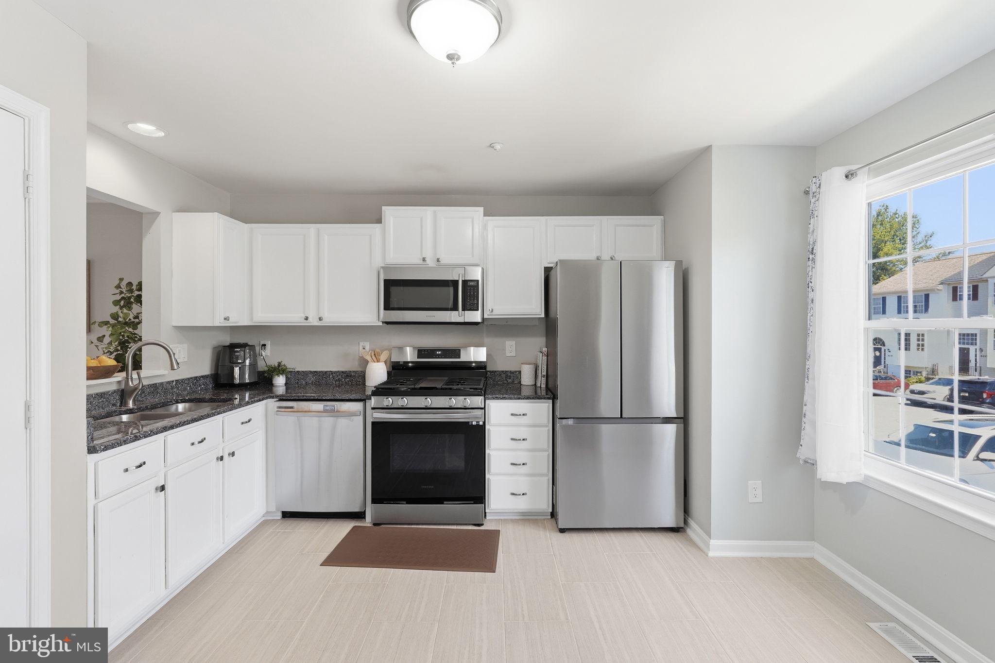 SPRING RIDGE - Residential