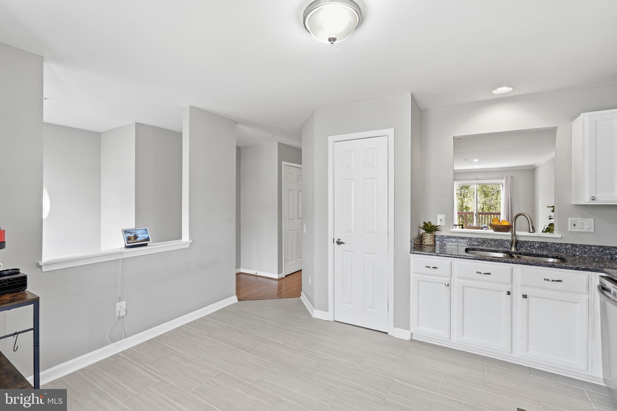 SPRING RIDGE - Residential