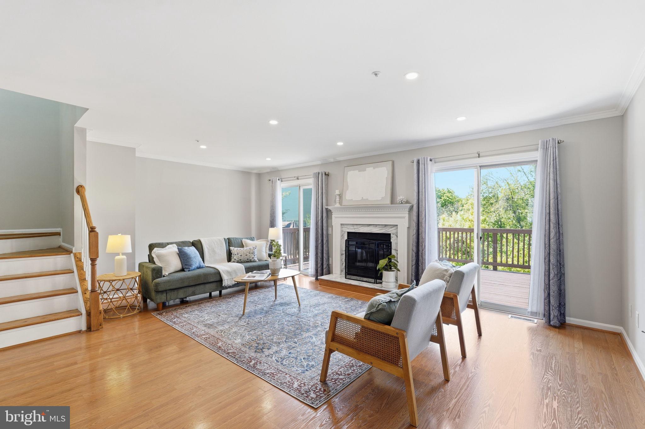 SPRING RIDGE - Residential