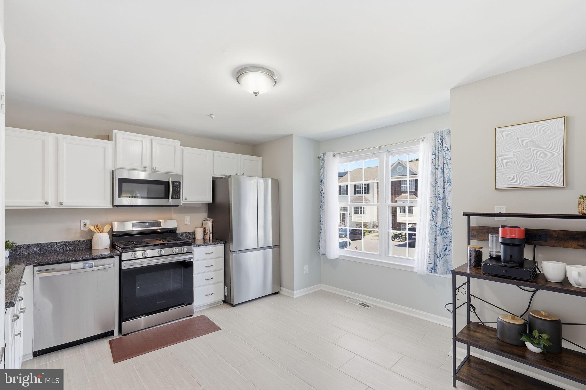 SPRING RIDGE - Residential