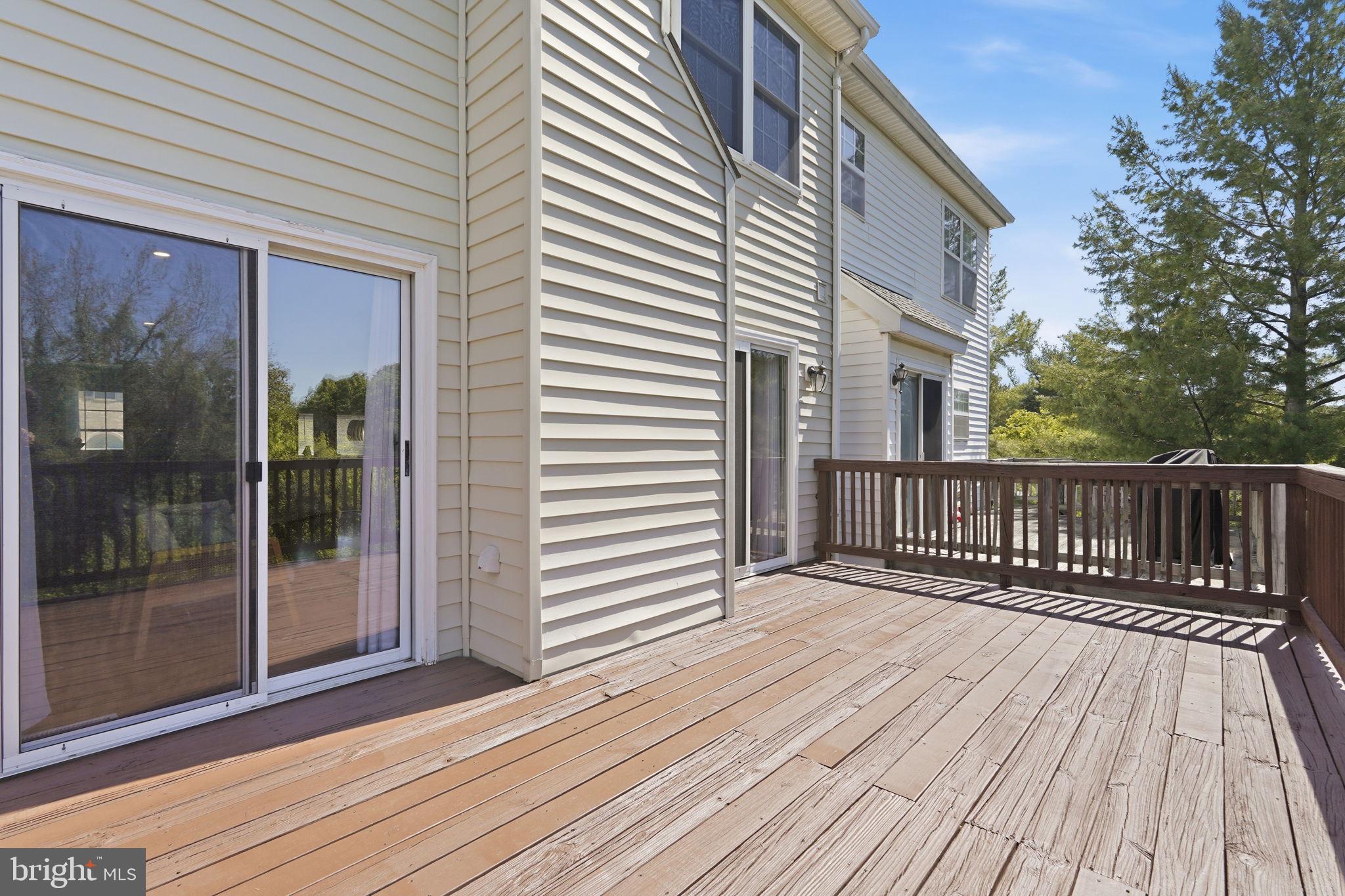 SPRING RIDGE - Residential