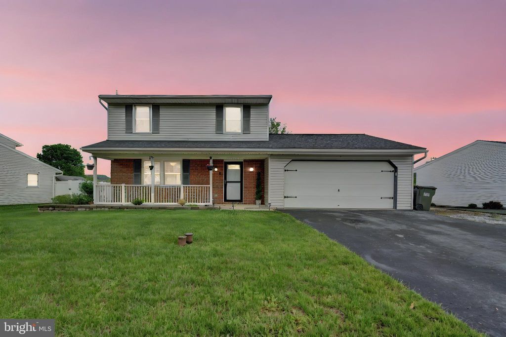 Photo of 23 Hayloft Road, DENVER, PA 17517 (MLS # PALA2069010)