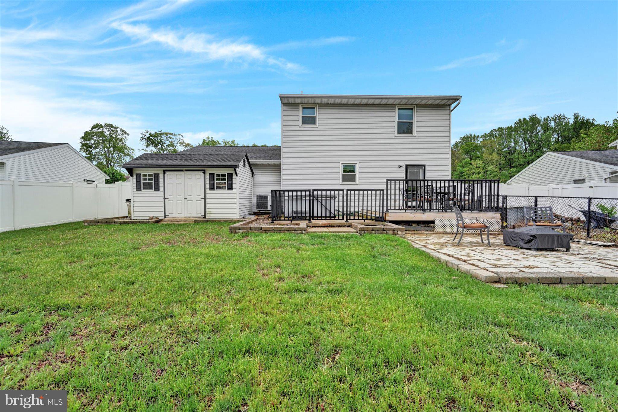 OLD HOMESTEAD VILLAGE - Residential