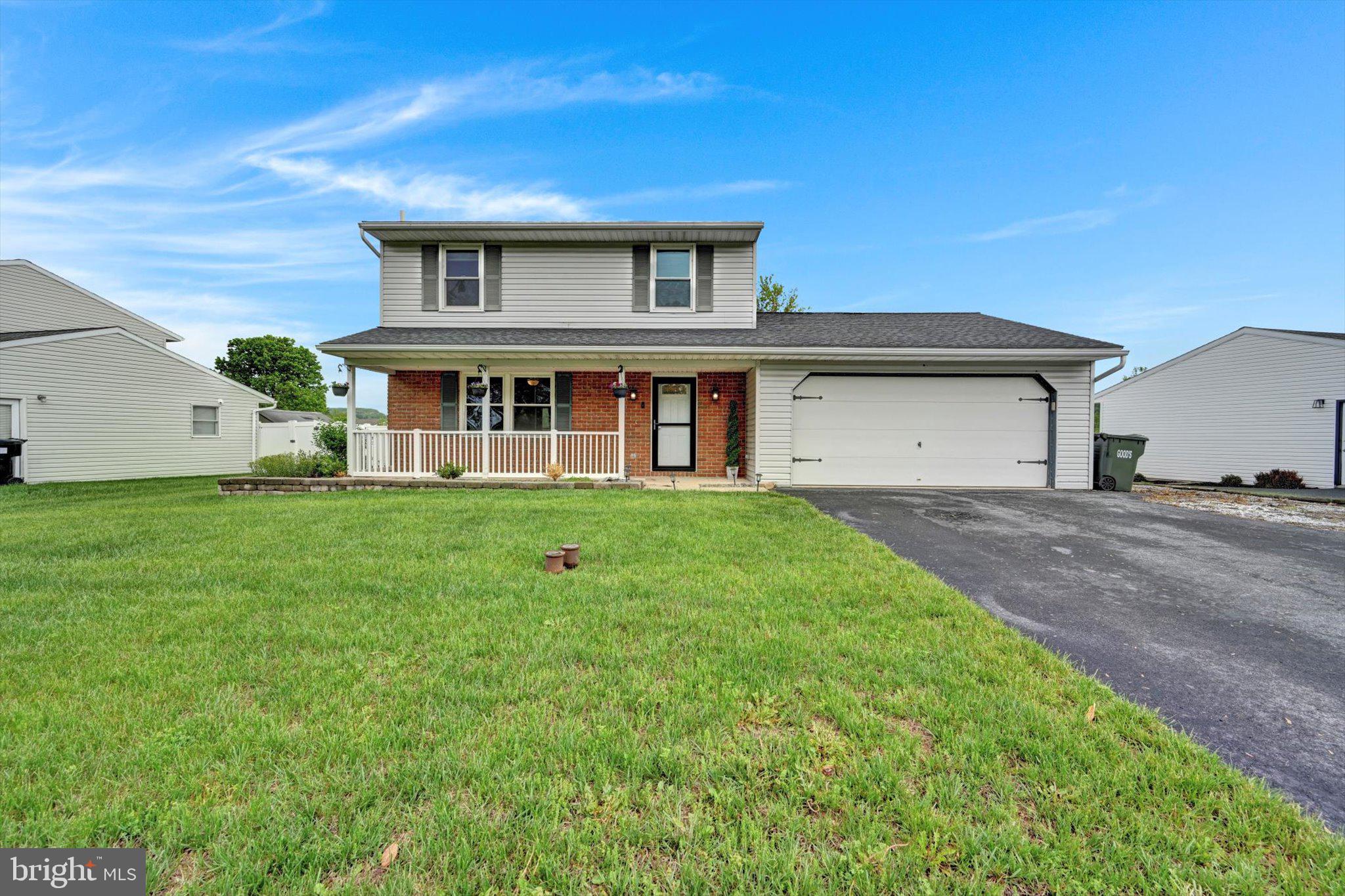 OLD HOMESTEAD VILLAGE - Residential