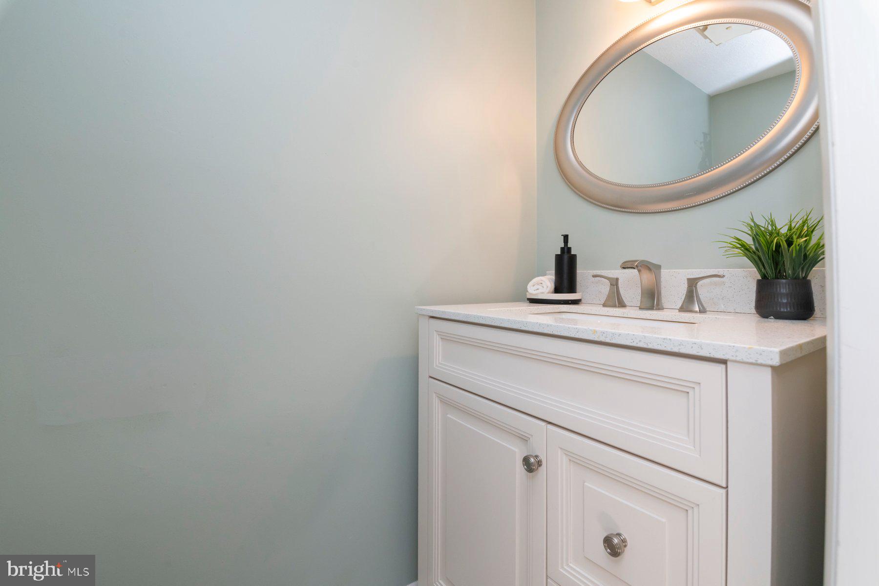 RUMSEY ISLAND - Residential