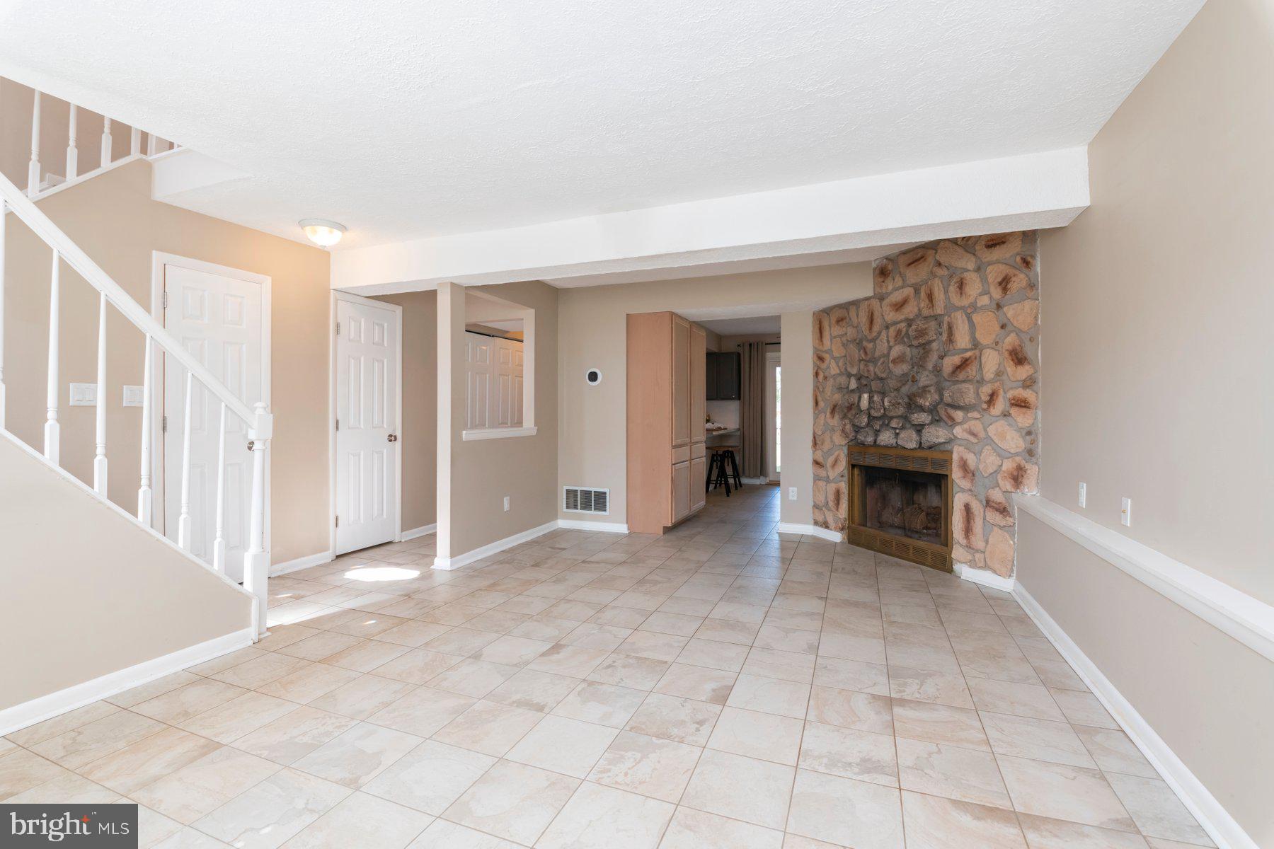 RUMSEY ISLAND - Residential