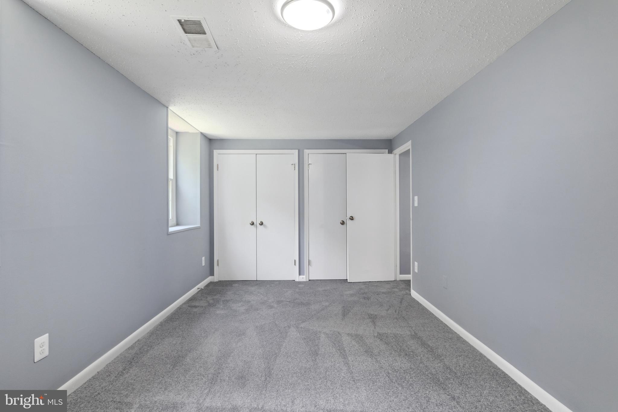 WINDMILL SQUARE - Residential