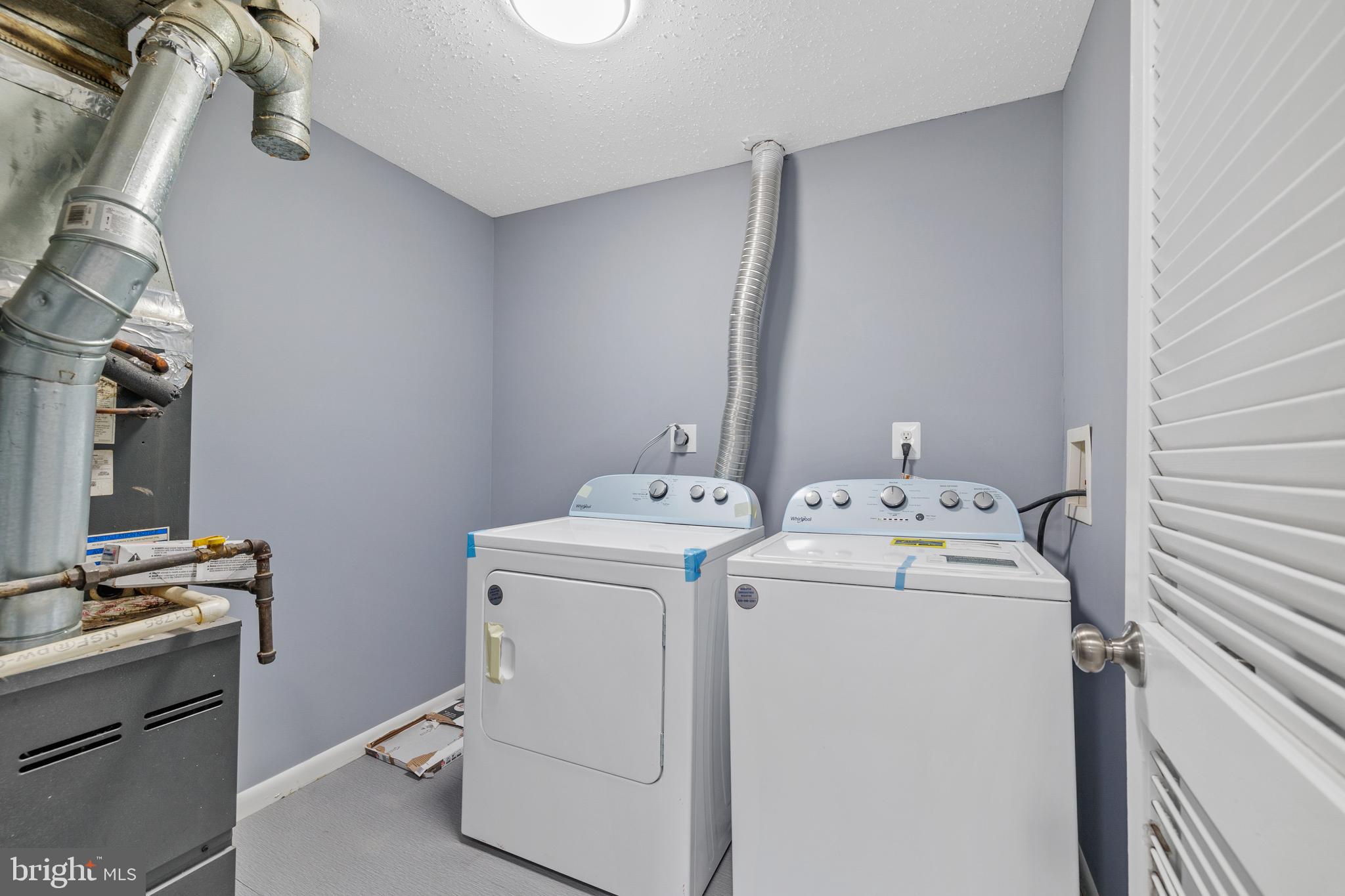 WINDMILL SQUARE - Residential