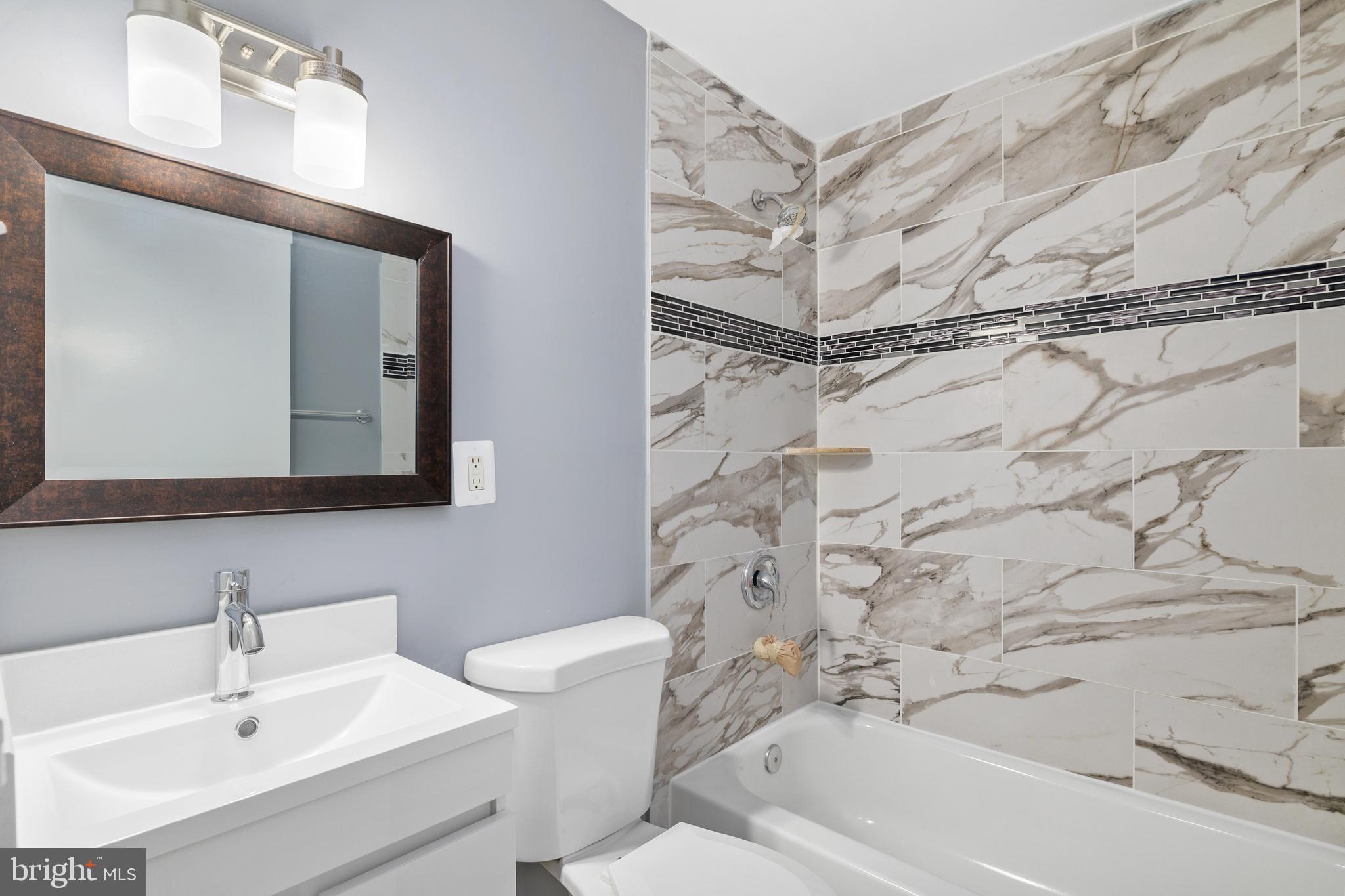 WINDMILL SQUARE - Residential