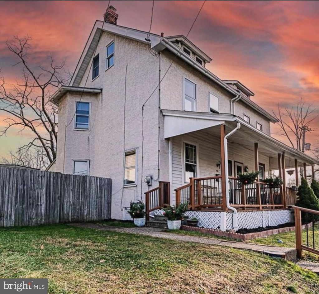 Photo of 521 Green Street, LANSDALE, PA 19446 (MLS # PAMC2158524)