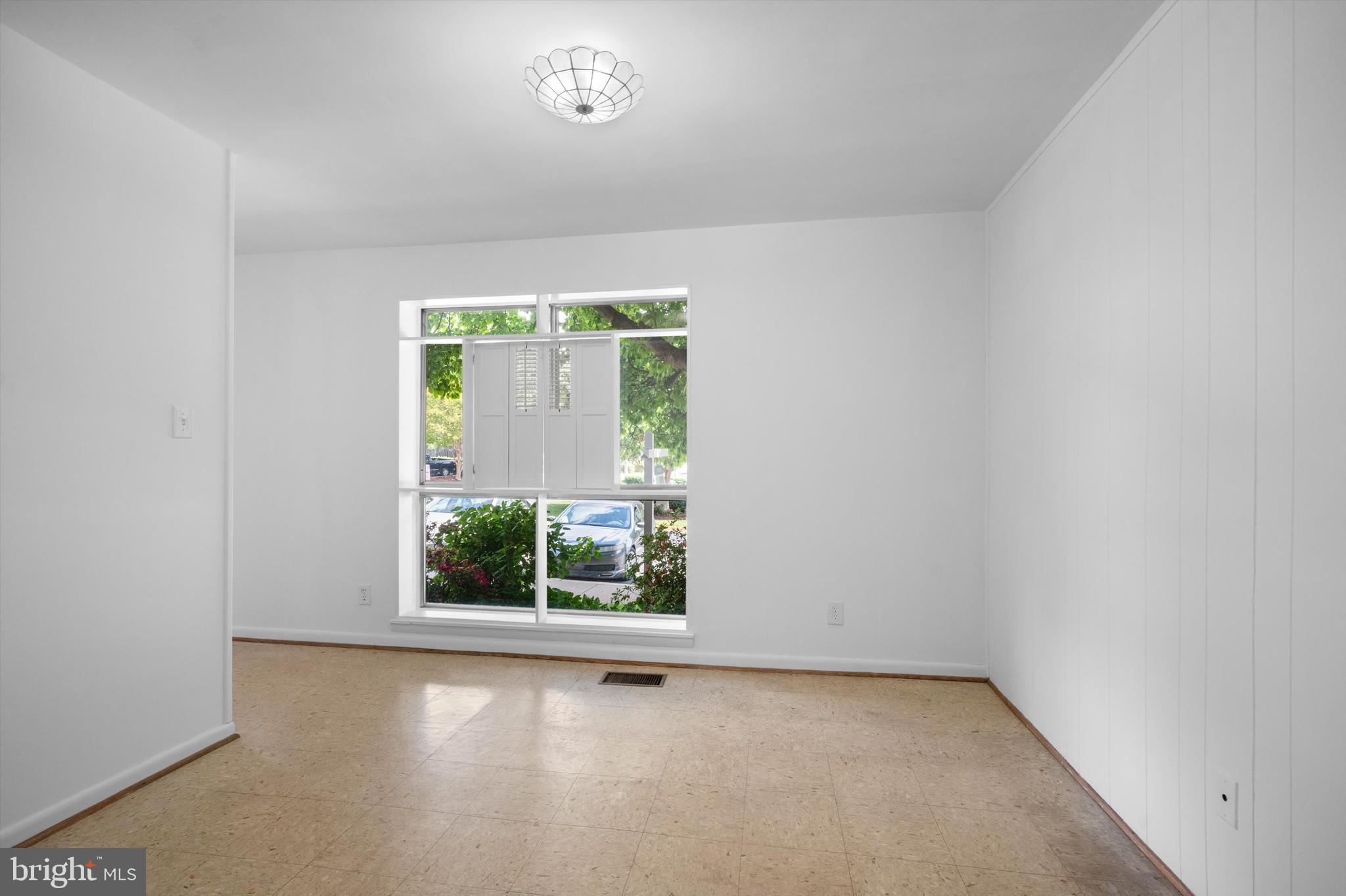 BRIGHTON EAST - Residential