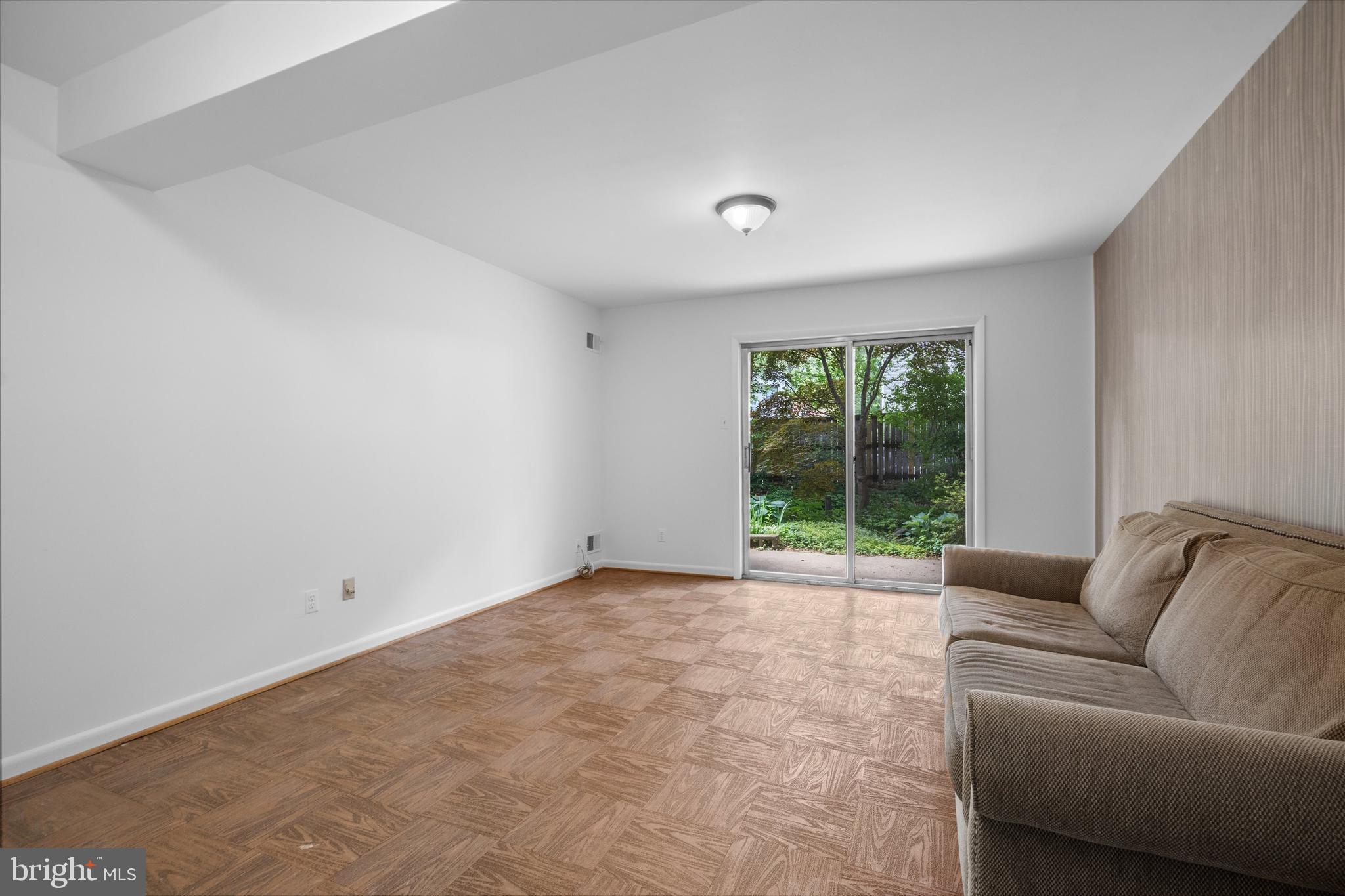 BRIGHTON EAST - Residential