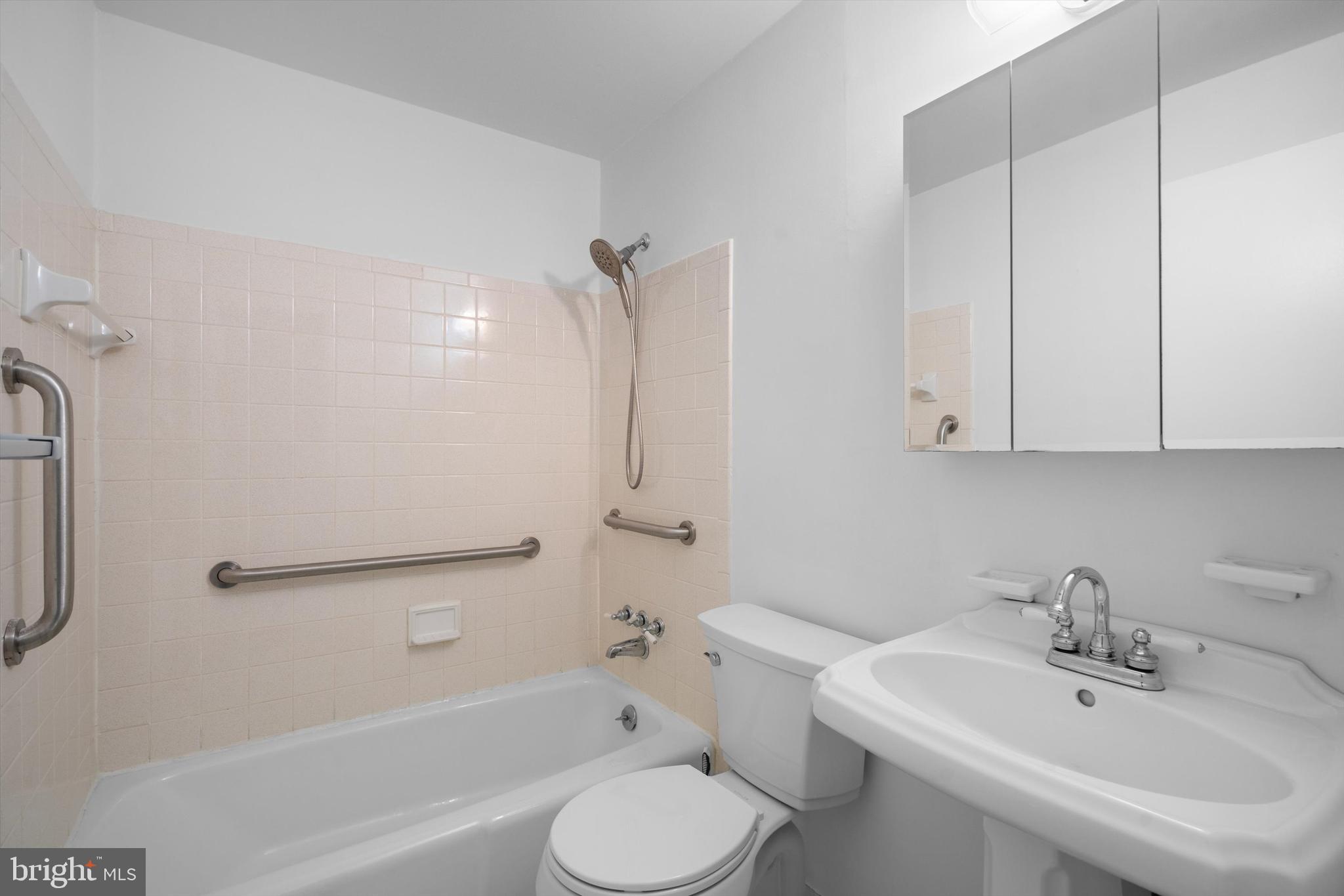 BRIGHTON EAST - Residential