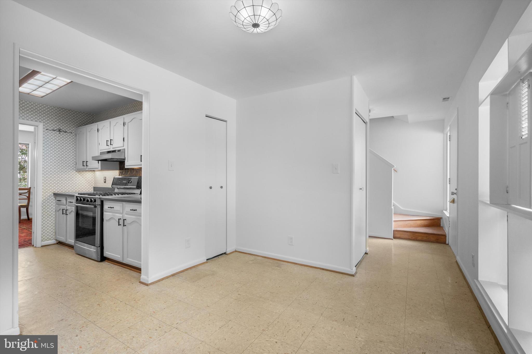 BRIGHTON EAST - Residential