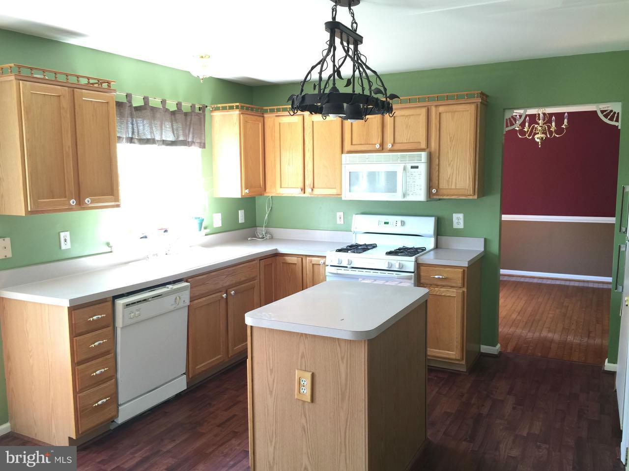 SALEM FIELDS - Residential