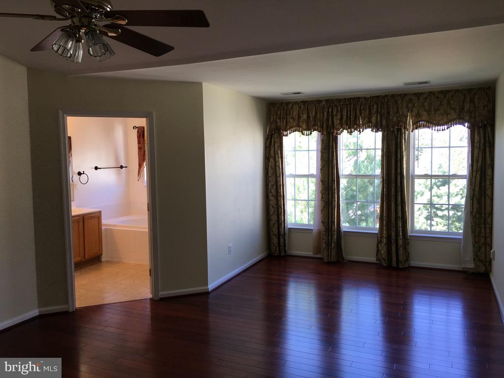 MOUNT VEE MANOR - Residential Lease