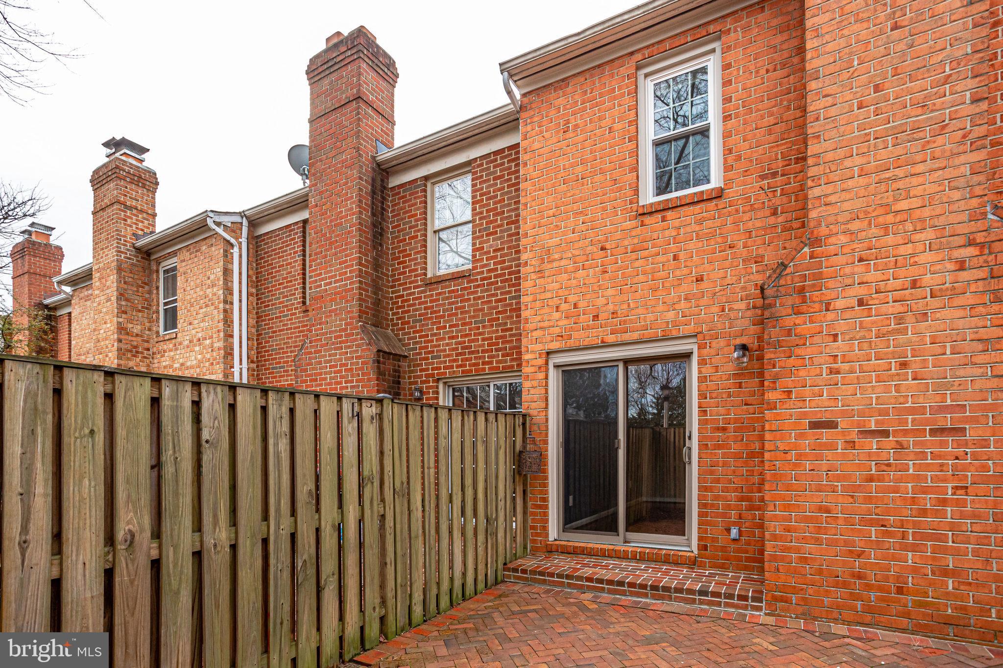 CARLISLE PARK - Residential Lease