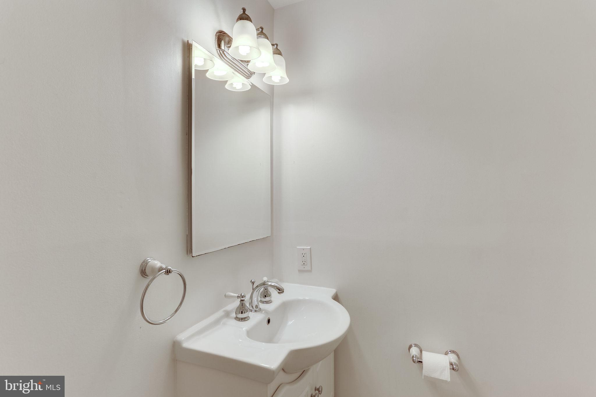 CARLISLE PARK - Residential Lease