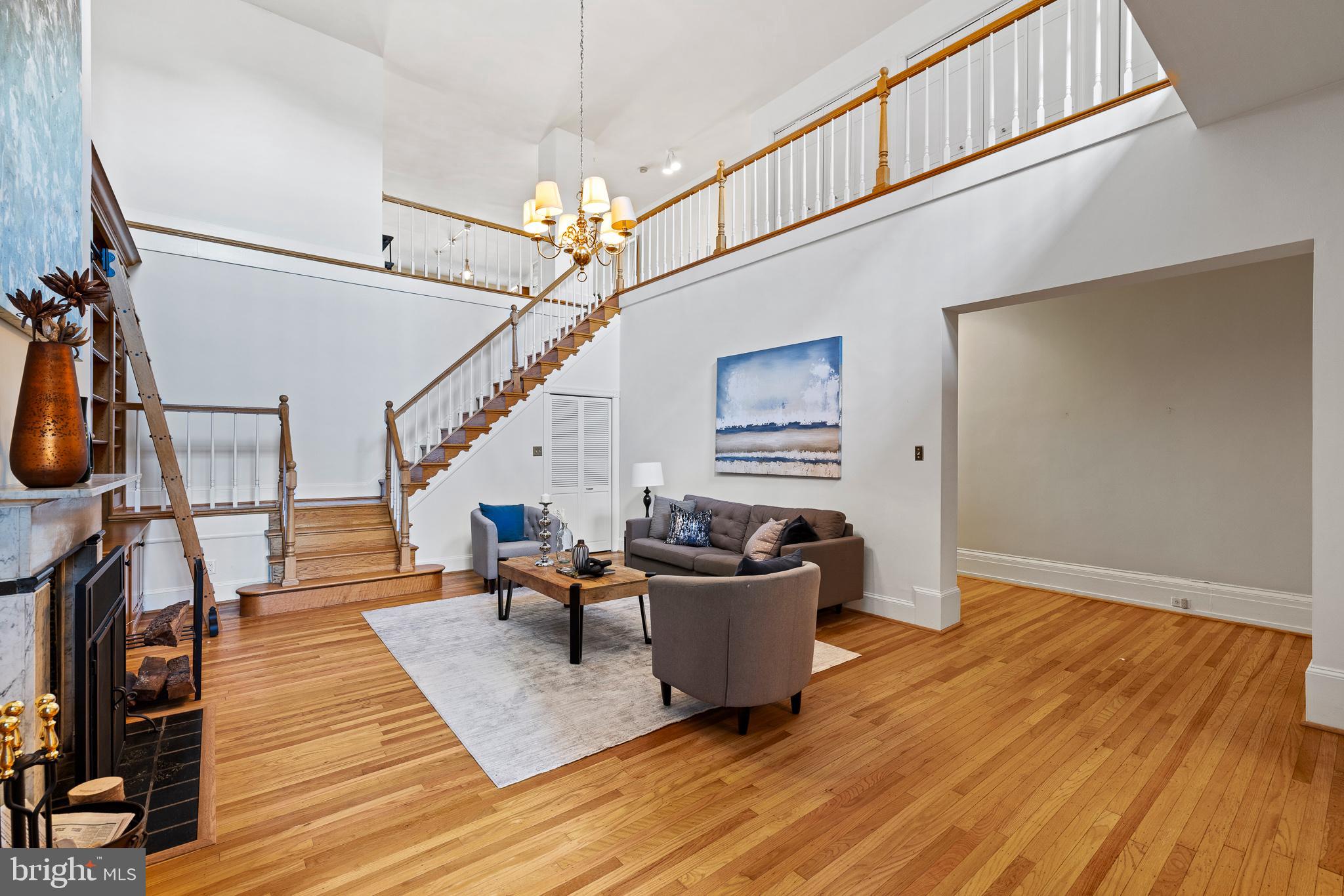 1008-20 SPRUCE STREET 3F