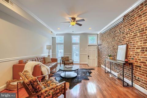 Townhouse For Sale - 3234 Odonnell Street<br/> BALTIMORE, MD 21224