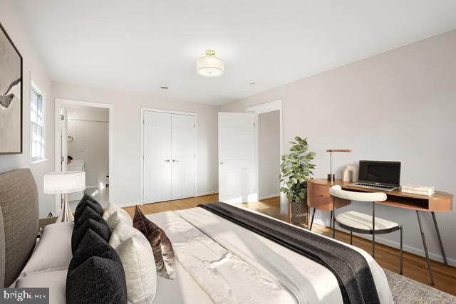 MONTGOMERY KNOLLS - Residential