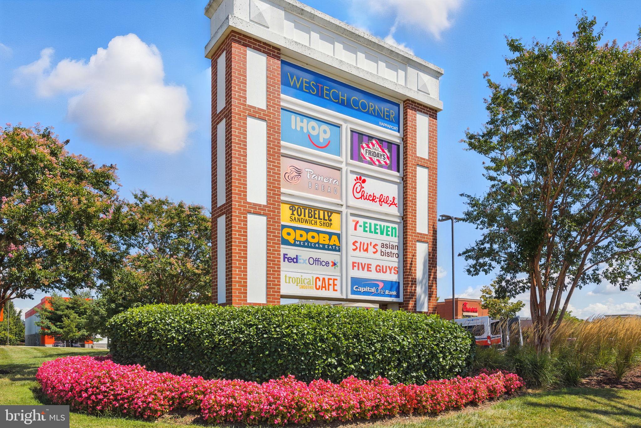 COLUMBIA TOWERS - Residential