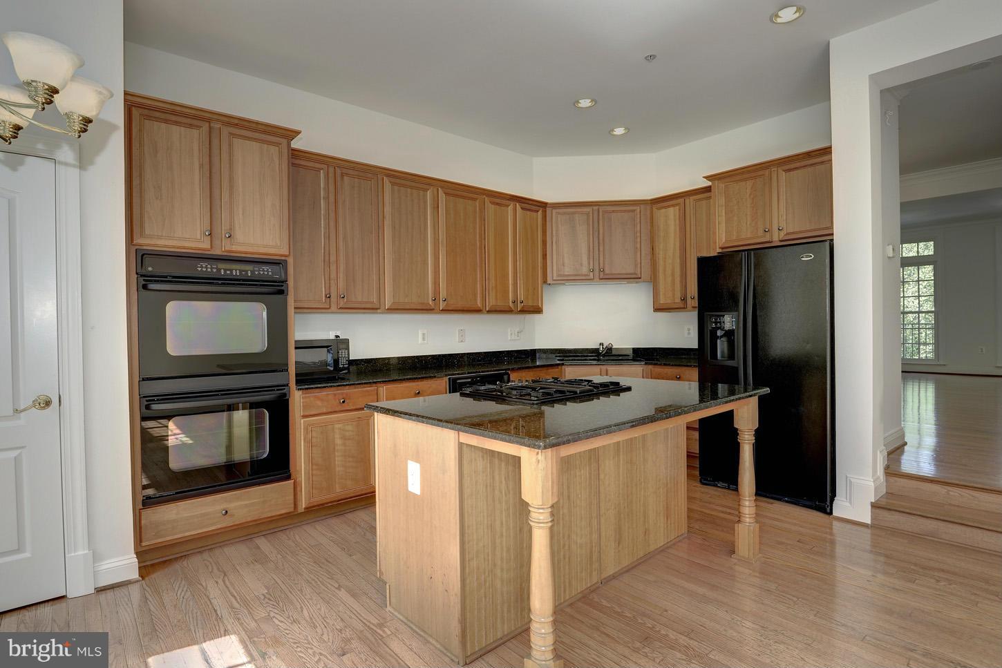 HUNTING RIDGE - Residential