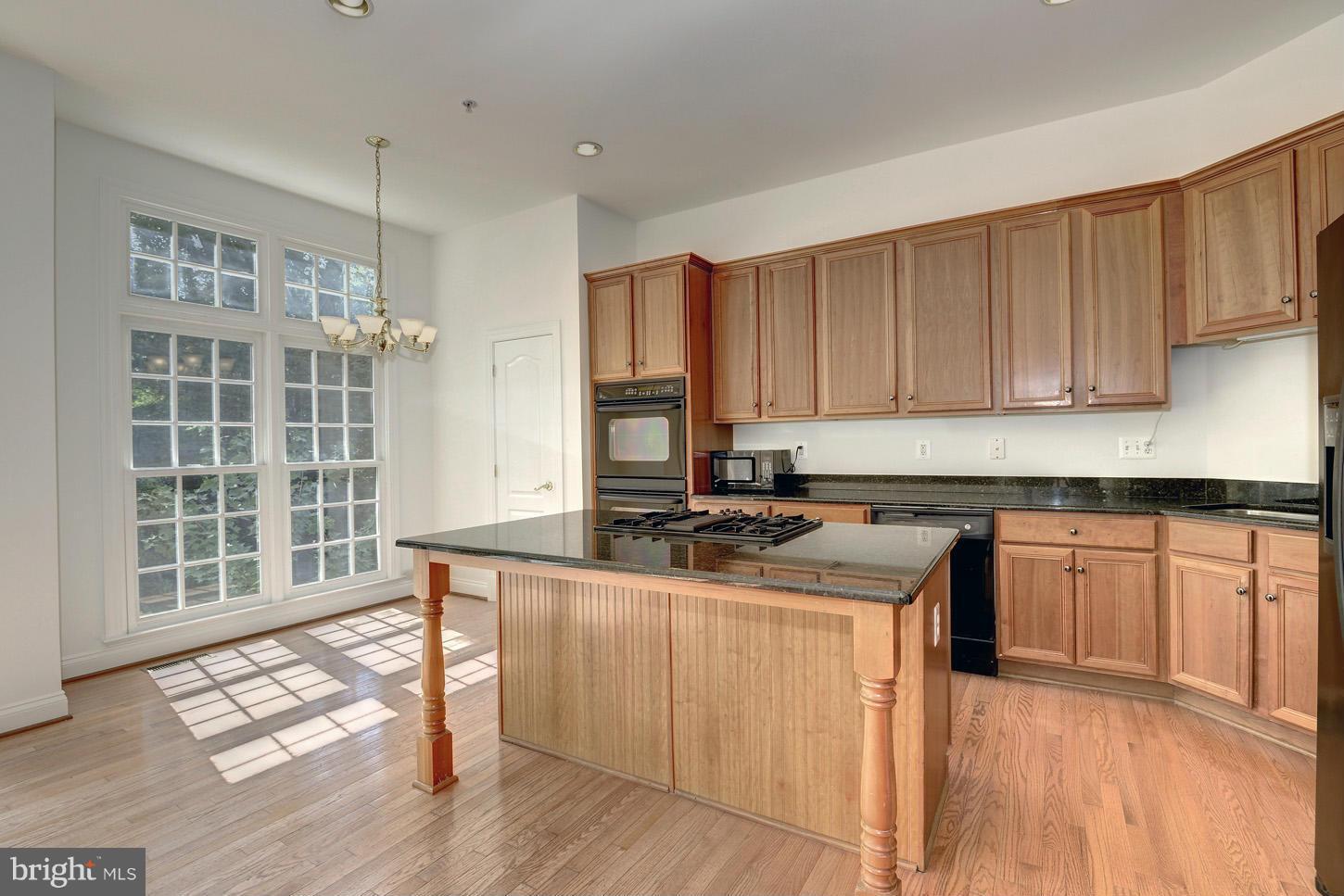 HUNTING RIDGE - Residential
