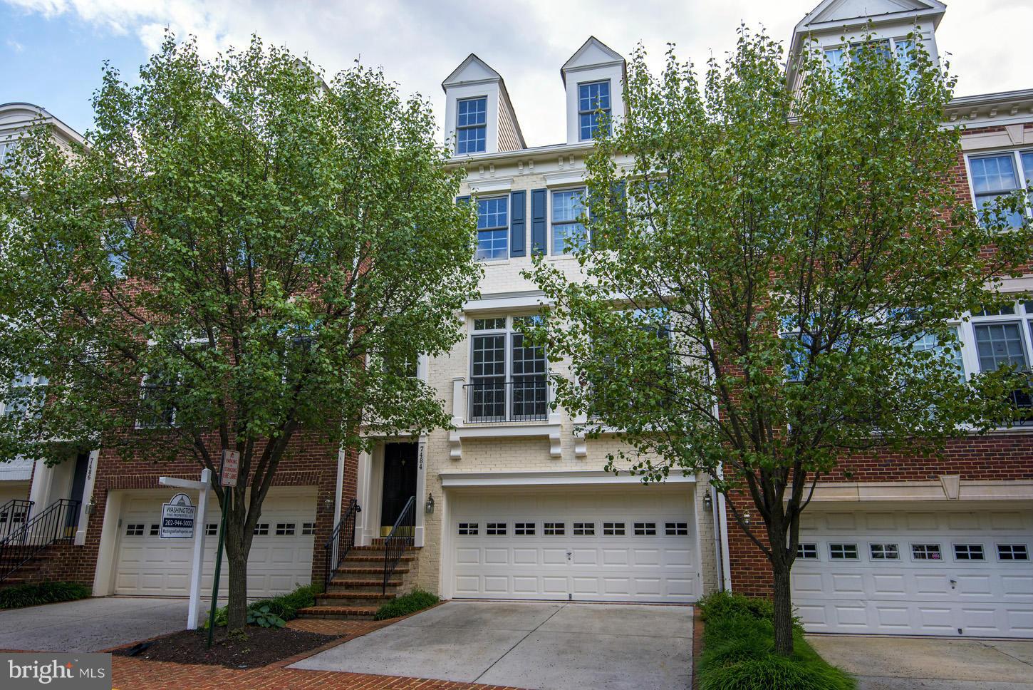 HUNTING RIDGE - Residential