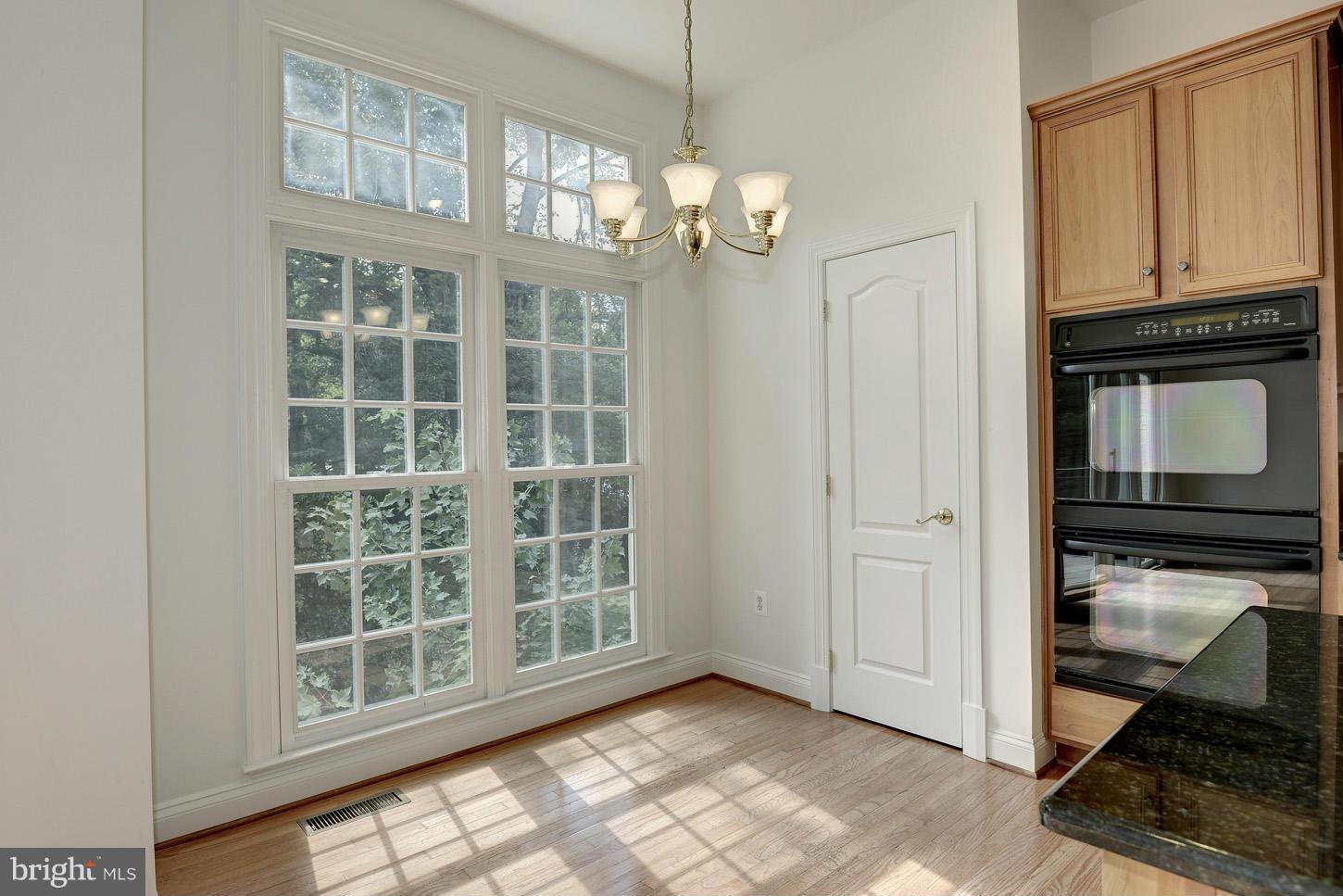 HUNTING RIDGE - Residential