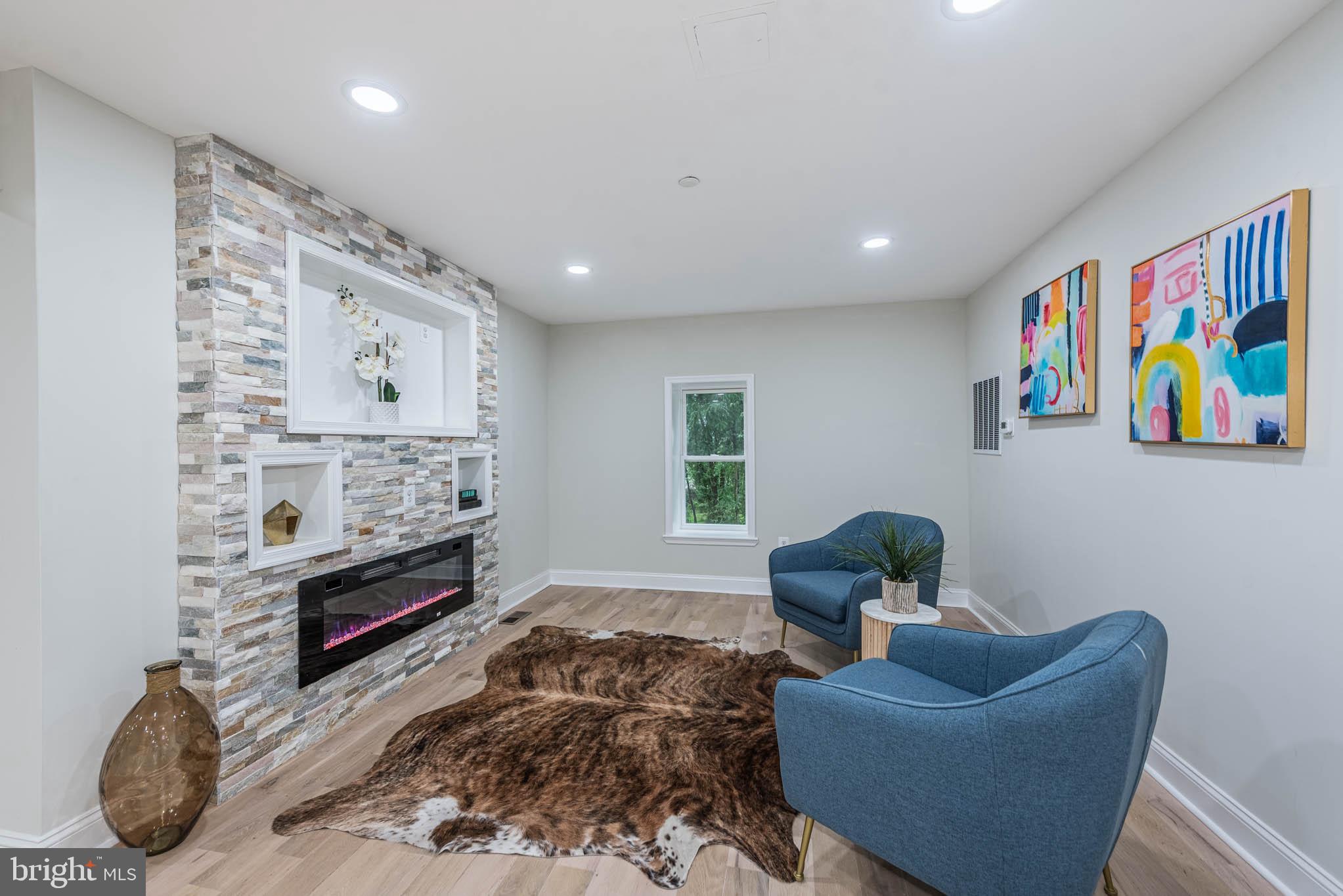 LONG GREEN VALLEY - Residential